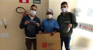 Empresa doa máscaras para profissionais do Hospital de Campanha