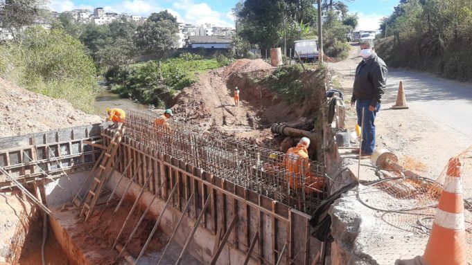 Prefeito visita obras em andamento em Lafaiete
