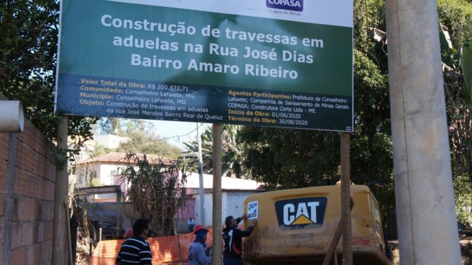 Prefeito acompanha início da construção de ponte no Amaro Ribeiro e trincheira sob a Rodovia BR 040