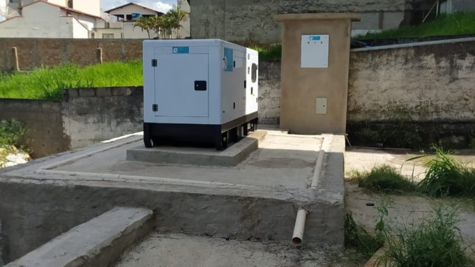 Gerador de energia é instalado na Policlínica Municipal para maior segurança na assistência à saúde