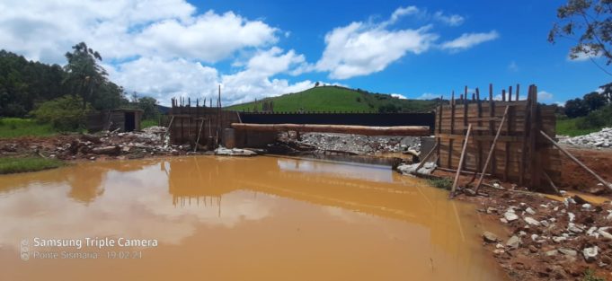 Obras em andamento visam a melhoria da cidade