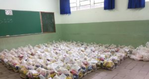 SEMED inicia entrega de kit merenda e informa sobre alterações da resolução que influenciam na composição de produtos