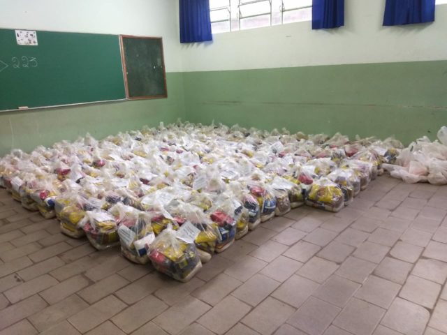 SEMED inicia entrega de kit merenda e informa sobre alterações da resolução que influenciam na composição de produtos