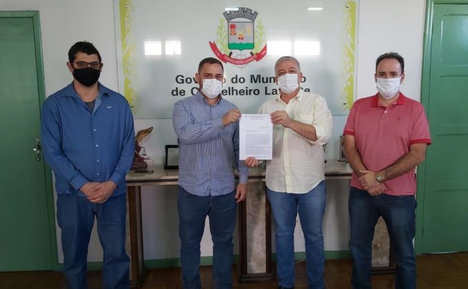 Prefeitura assina contrato com Viação Umuarama e transporte público será retomado em 15 dias