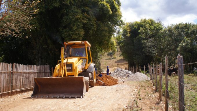 Prefeitura continua realizando obras em diversos pontos da cidade