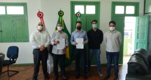 Prefeitura de Lafaiete e FDCL assinam acordo de cooperação para ampliação da regularização fundiária