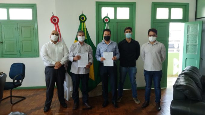 Prefeitura de Lafaiete e FDCL assinam acordo de cooperação para ampliação da regularização fundiária