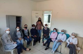 Agentes de saúde passam por capacitação de prevenção ao suicídio Agentes de saúde passam por capacitação de prevenção ao suicídio