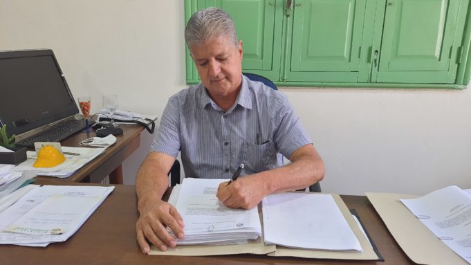 Administração municipal contrata empresa para as obras de infraestrutura do Bairro Topázio