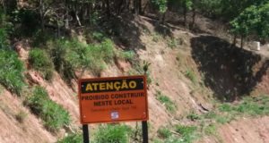 DEFESA CIVIL DE LAFAIETE INICIA SINALIZAÇÃO DE ÁREAS DE RISCO