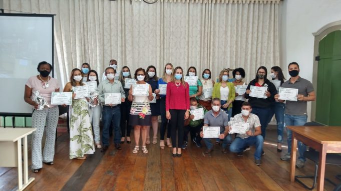 Servidores da Vigilância Sanitária são homenageados