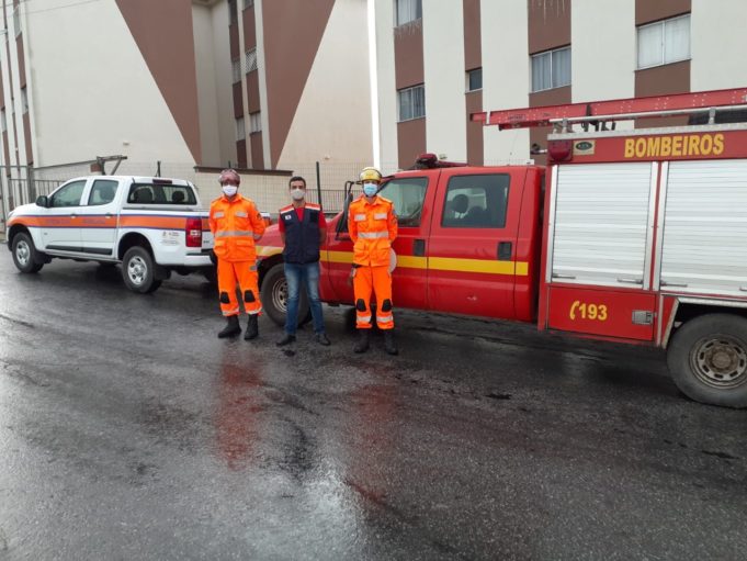 Defesa Civil realiza ações preventivas e alerta a população para os riscos neste período