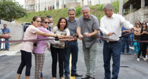 Prefeitura inaugurou nesta sexta-feira a Ponte da Rua Josefina Martins totalizando cinco novas pontes entregues à população