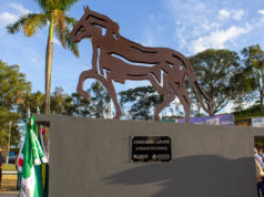 Lafaiete recebe praça revitalizada e monumento