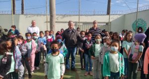 Momento cívico é realizado na Escola Pedro Resende
