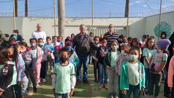 Momento cívico é realizado na Escola Pedro Resende