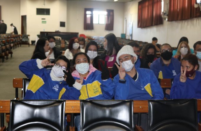 SECRETARIA DE SAÚDE REALIZA SEMINÁRIO SOBRE FLUXO DE TRABALHO A PACIENTES COM DEFICIÊNCIA
