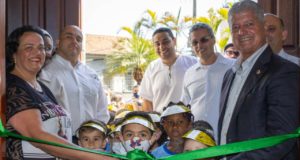 Prefeitura inaugurou nesta sexta mais uma unidade educacional com a oferta de 800 vagas para crianças de 2 a 5 anos