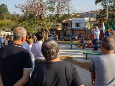 Prefeitura entregou academia e praça revitalizada no Bairro Jardim do Sol