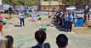 Mais uma praça revitalizada foi entregue nesta sexta-feira pela prefeitura.