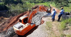 Contenção próxima à via férrea e rio Bananeiras acontece em Gagé