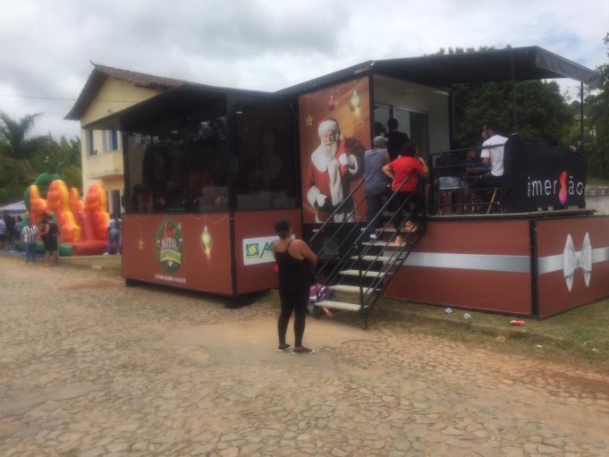 Lafaiete recebe a Carreta de Natal