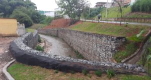 Prefeitura entrega gabião no Bairro Gigante