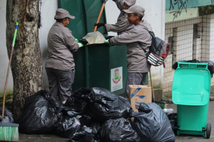 Prefeitura realiza mutirão de limpeza no fim de semana