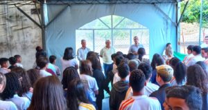 Escola Meridional recebe momento cívico