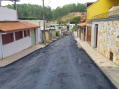Vários bairros da cidade recebem obras de pavimentação