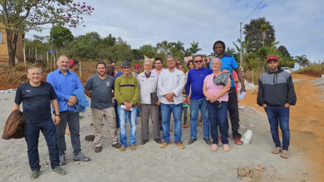 Localidade de Três barras recebe obras de melhorias