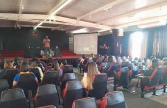 Secretaria Municipal de Saúde oferece capacitação sobre Escuta Especializada às vítimas de violências