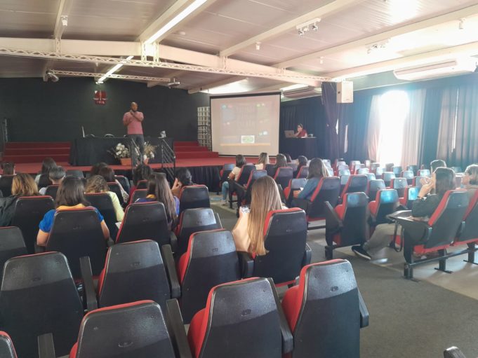 Secretaria Municipal de Saúde oferece capacitação sobre Escuta Especializada às vítimas de violências