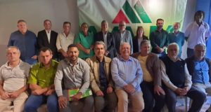 Lafaiete sedia grande encontro de lideranças da região