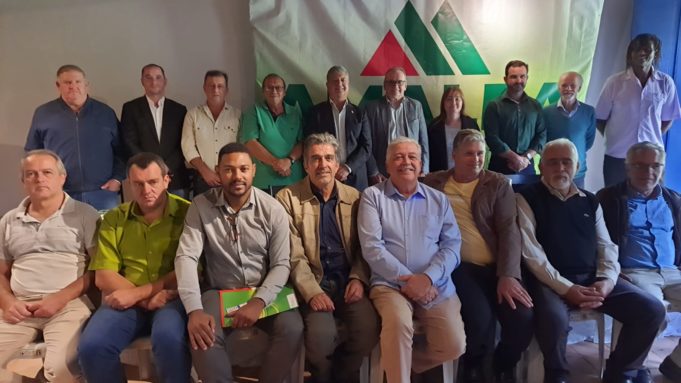 Lafaiete sedia grande encontro de lideranças da região