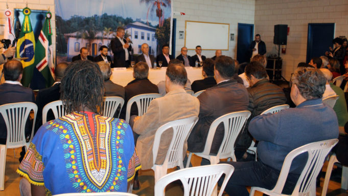 Ministro de Portos e Aeroportos visita aeroporto de Conselheiro Lafaiete