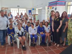 Prefeitura e AABB entregam kits escolares para alunos do programa