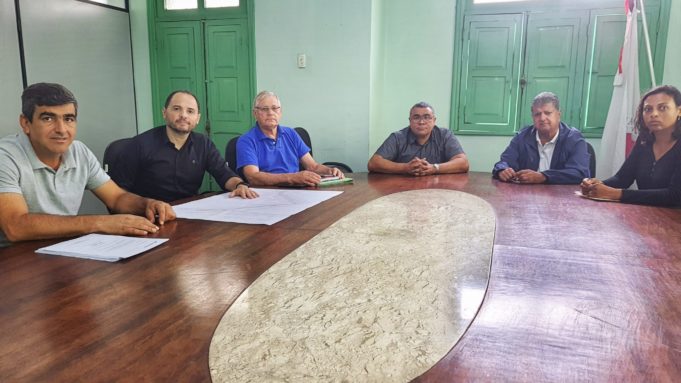 Prefeitura inicia obra que irá solucionar os alagamentos no centro da cidade