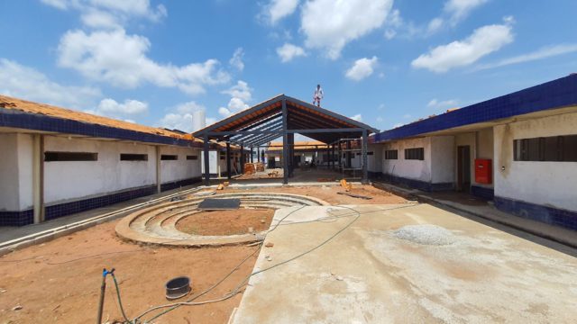 Creche Bela Vista, obra há anos abandonada, hoje recuperada e em fase de conclusão