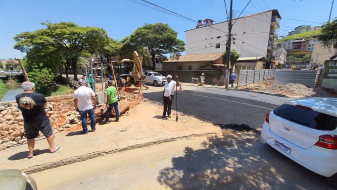 Viaduto Duartina de Resende volta à normalidade após intervenção rápida da Secretaria de Obras