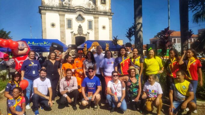 Ação ‘Domingo no Jardim’ leva lazer e alegria a Praça Barão de Queluz