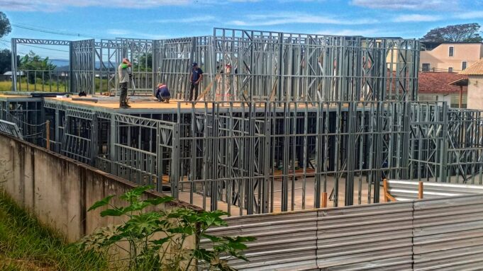 UBS Ito Alves no bairro Rochedo avança em ritmo acelerado: Nova Unidade atenderá 12 mil lafaietenses