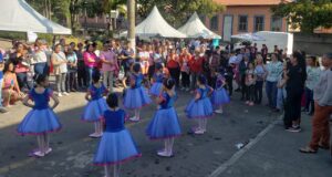 Dia do Brincar: Prefeitura de Lafaiete leva alegria, memórias e desenvolvimento para as crianças.