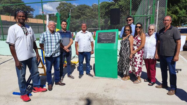 Prefeitura de Lafaiete inaugura primeiro campo de futebol Society com grama sintética do município