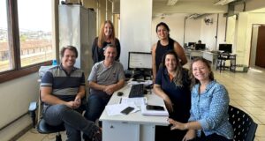 Representantes da Prefeitura de Ouro Branco visitam Secretaria de Planejamento de Conselheiro Lafaiete para troca de experiências sobre acessibilidade