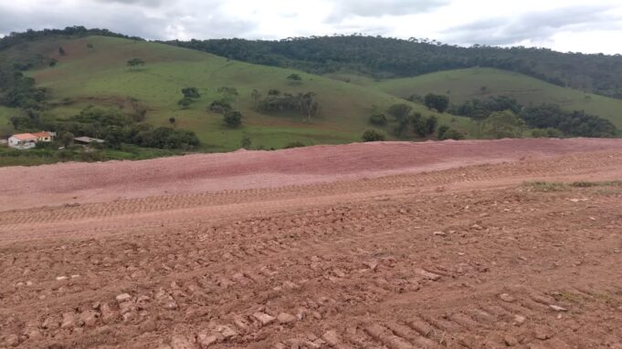 Prefeitura de Lafaiete inova e constrói área para triagem e aterro de resíduos da construção civil.