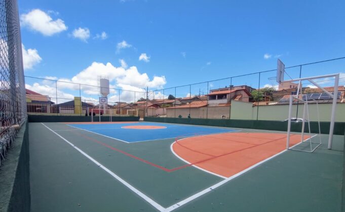 Lafaiete entrega mais uma quadra e amplia oferta de lazer
