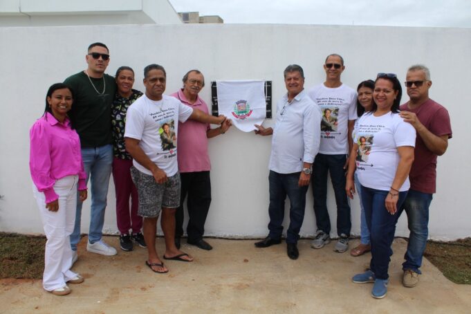 Prefeitura entrega Praça Dona Chica e investe em qualidade de vida no Siderúrgico.