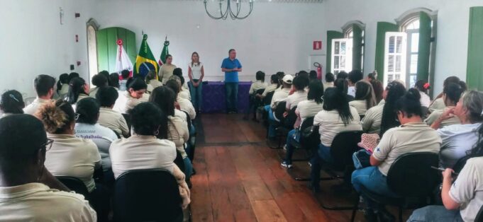 Secretaria de Saúde se reúne com os Agentes de Combate às Endemias