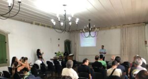 Capacitação orienta sobre manejo correto de entulho em Lafaiete